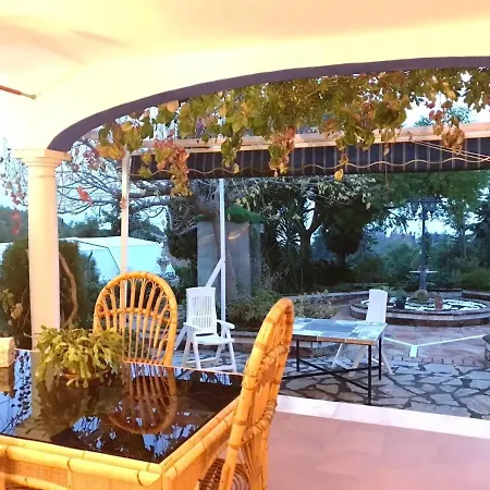 Villa Luxurious Estepona: Private Pool Retreat *