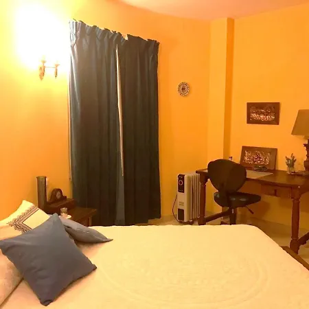 Luxurious Estepona: Private Pool Retreat Estepona