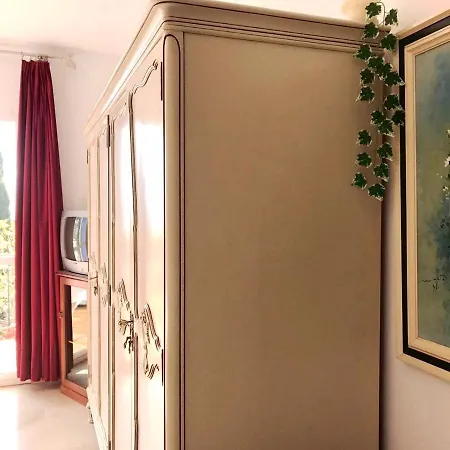 Luxurious Estepona: Private Pool Retreat * Estepona