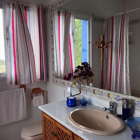 Luxurious Estepona: Private Pool Retreat Villa *